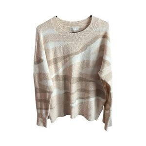 Calvin Klein Beige and White Patterned Sweater